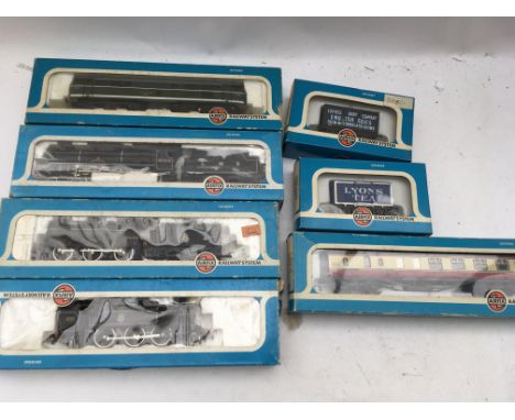 Airfix Railway, OO scale,Boxed locomotives and Rolling stock , including A1A-A1A class 31/1 diesel locomotive, Royal Scots fu