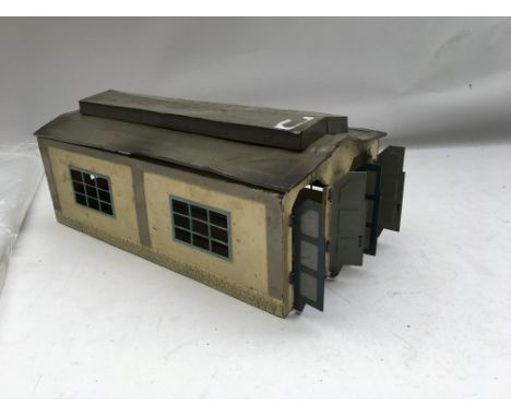 Marklin, OO/HO scale tinplate engine shed , with 2 lots of double doors to front