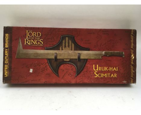Lord of the rings, Uruk-hai Scimitar, mint in box