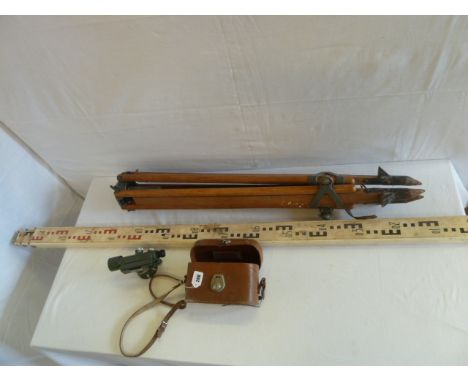 Hilger & Watts dumpy surveyors level in leather case, wooden tripod & height gauge 