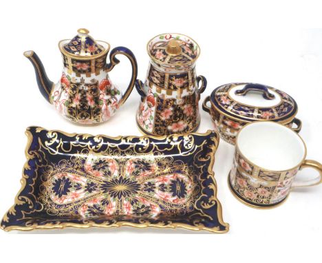 Five pieces of miniature Royal Crown Derby in the Imari pattern, including a covered tureen, largest H: 70 mm, chip to the sm