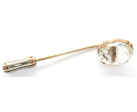 Topaz stick pin in a yellow metal mount, L: 40 mm. P&amp;P Group 1 (£14+VAT for the first lot and £1+VAT for subsequent lots)