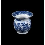A LOWESTOFT BLUE AND WHITE SPITTOON
