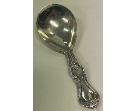 A Victorian silver caddy spoon. London 1846. Approx. 28 grams. Est. £30 - £50.