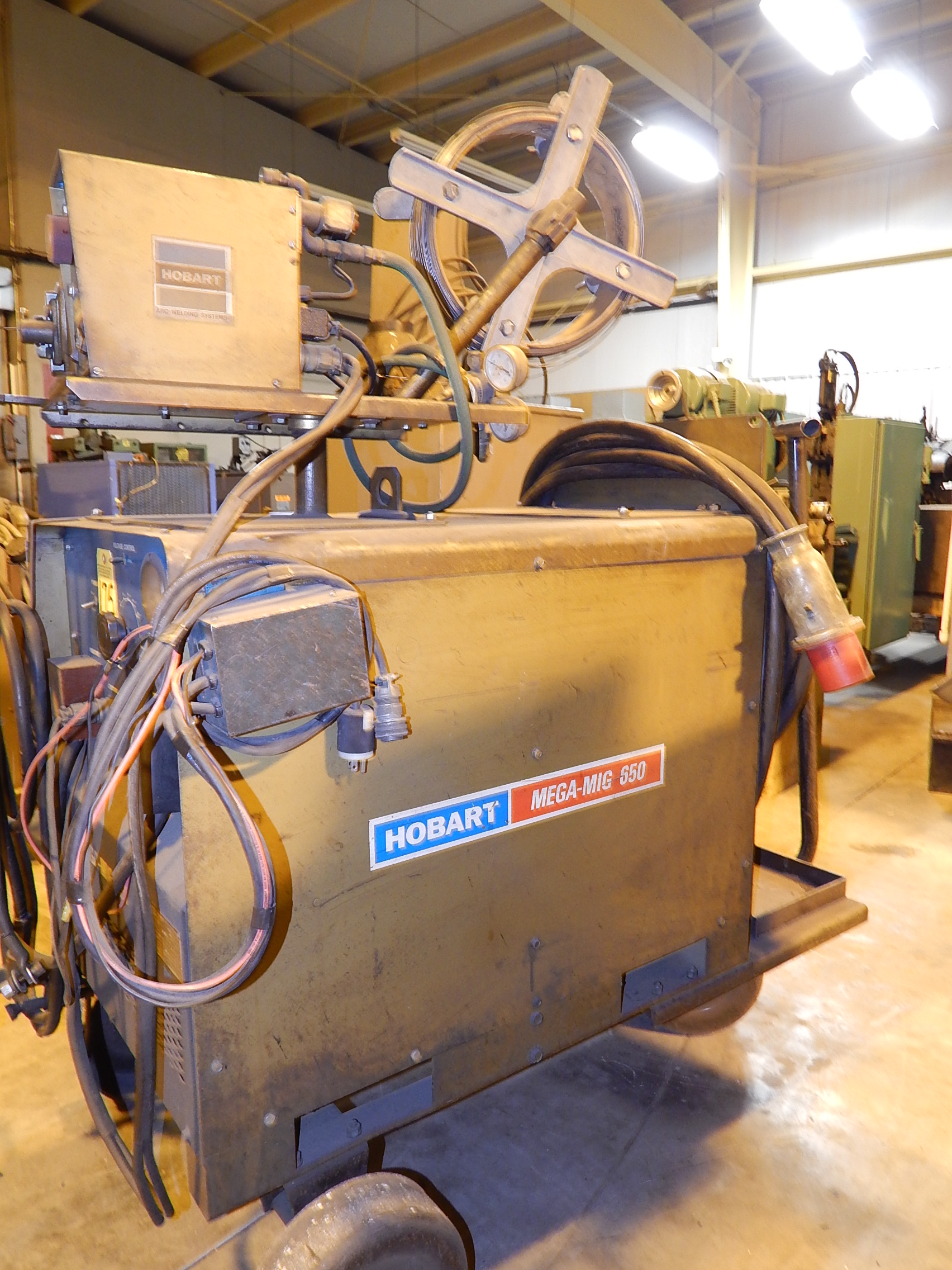 Hobart MegaMig 650 Mig welder, SN 77WS12994, with Hobart 27 Wire