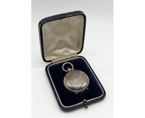 A hallmarked silver compass in fitted case, Birmingham 1911