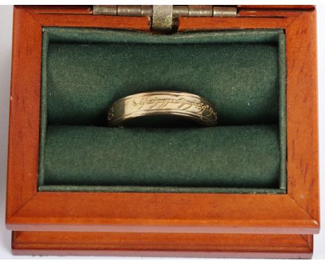 Lord of The Rings The Ring of Power Nine Carat Gold  Ring by Danbury Mint, with certificate of authenticity serial number 166