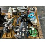 (KB) Pallet of Valves, Jamesbury 2" SS Ball, Durco 2-1/2" Lined, Flowserve 3" Butterfly Steel, AT 1"