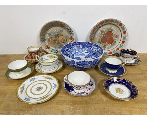 A mixed lot of china, mostly 20thc., including a Spode Italian pattern bowl (10cm x 24cm), a Paragon teacup and saucer, a Fol