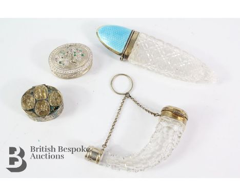 A silver and enamel topped scent bottle (Birmingham, mm marks rubbed), glass scent bottle in the form of a hunting horn, toge