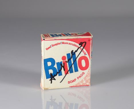  Andy Warhol - Brillo Soap Pads Signed In Black Marker Cardboard Brillo Box Good Condition, Signs Of Age And Wear - Period: X