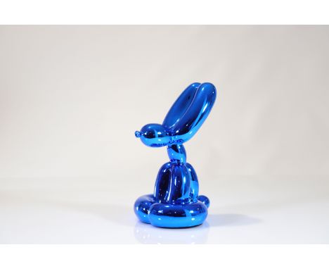  Jeff Koons (after) Sitting Rabbit Blue Editions Studio. - Period: Xxth - Sizes: H 250 mm L 140 mm - Weight (K): 1kg - Condit