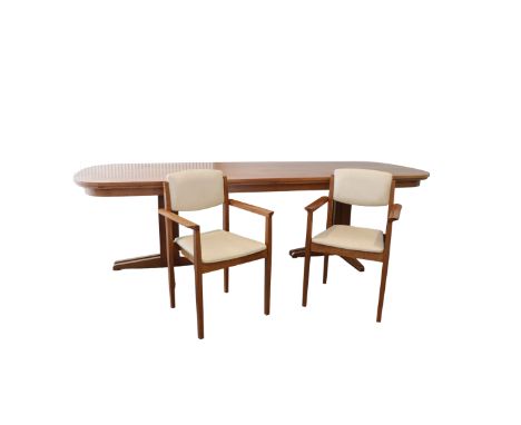  Large design table and chairs (6) in light wood. - Period: Xxth - Sizes: H 780 mm L 2800 mm l 1000 mm - Weight (K): 50kg - C