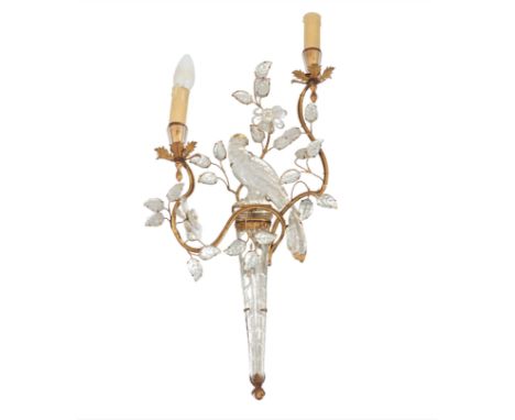  Maison Bagues wall lamp with parrot - Period: Xxth - Sizes: H 640 mm L 300 mm - Weight (K): 1,5kg - Condition: After checkin