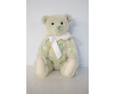 Steiff North American exclusive bear 2008 with COA