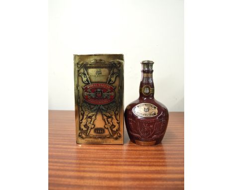 Royal Salute 21 years old blended scotch whisky in ruby coloured decanter by Chivas Brothers, 70cl, 40% vol, boxed.