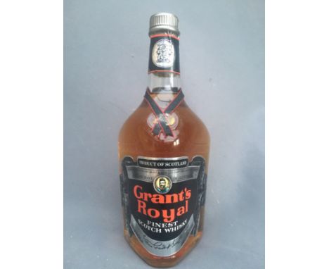 GRANT'S ROYAL 12 year old single malt Scotch whisky 70° proof 26 2/3 fluid ounces, pre-1980s. (1)