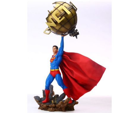 DC Comics.&nbsp;1:6 scale Superman holding The Daily Planet Globe figure by Enesco Grand Jester Studios 6004979. Boxed and in