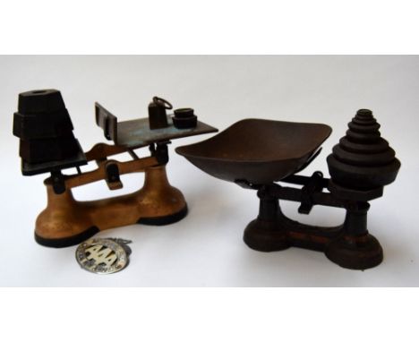 Two vintage scales, one with 'E.Sheldon & Co Imperial' weights, together with two car badges