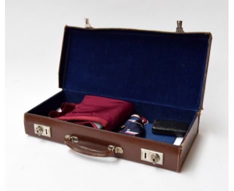 Masonic interest: A masonic lambskin apron, together with a tie, masonic medal and a book 'Mark ritual no. 1 Grand Lodge of m