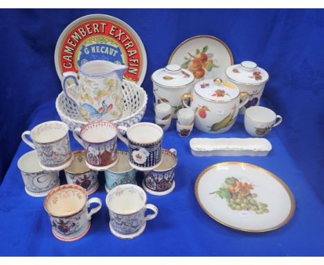 A COLLECTION OF DECORATIVE CERAMICS including Royal commemorative mugs, Royal Worcester Evesham etc