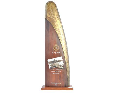 An impressive WWI First World War related commemorative presentation propeller relating to the Royal Flying Corps No. 25 Squa