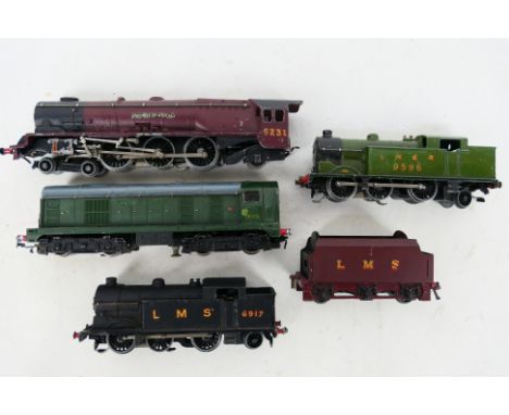 Hornby Dublo - Four unboxed Hornby Dublo 3-rail steam and diesel locomotives, including EDL12 Duchess Class 4-6-2 Op.No. 4623