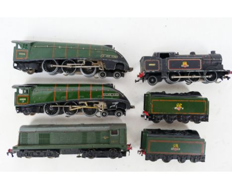 Hornby Dublo - Four unboxed Hornby Dublo 3-rail locomotives, including EDL11 Class A4 4-6-2 Op.No. 60016 'Silver king' (x2) i