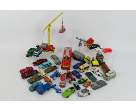 Corgi Toys - Dinky Toys - Others - An unboxed playworn collection of diecast vehicles in various scales. Lot includes Corgi T