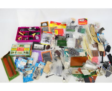 Merit - Slaters - Hornby - Peco - A large mixed collection of bagged and mainly loose OO gauge and N gauge model railway acce