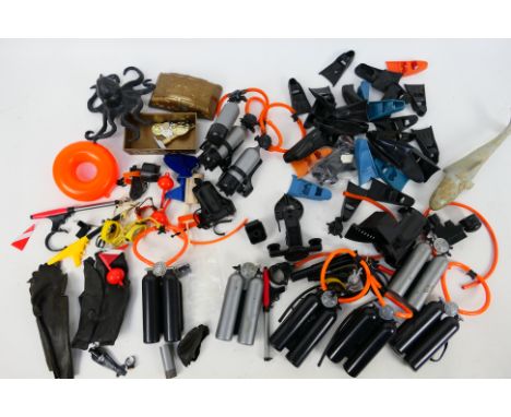 Palitoy - Hasbro - Action Man - Others - A loose collection of vintage Action Man, predominately underwater related uniform p