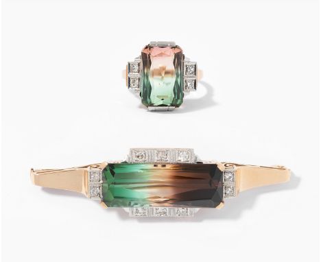 Turmalin-Diamant-Set750 Gelb-/Weissgold. Bestehend aus Ring und Stabbrosche. Je ein Bicolor-Turmalin in oktagonalem Scherensc