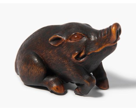 Holz-Netsuke von Shinzan Masanao (1904–1982)Japan, 20.Jh. Ise-Schule. Signiert Masanao Shinzan. Wildschwein. Ohne Himotôshi. 