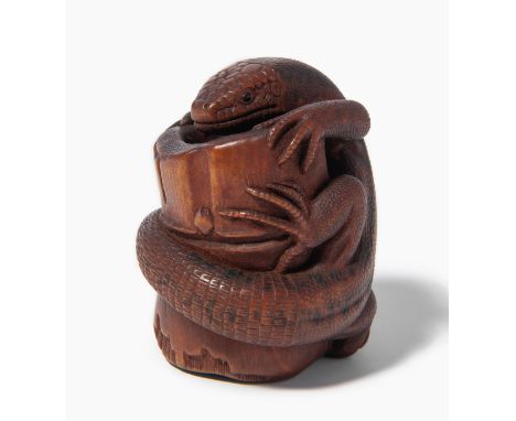 Holz-Netsuke von Michael Webb (1934-2009/2011)England, 1984. Buchsbaumholz. Signiert MW carved this at Cropton near York Marc