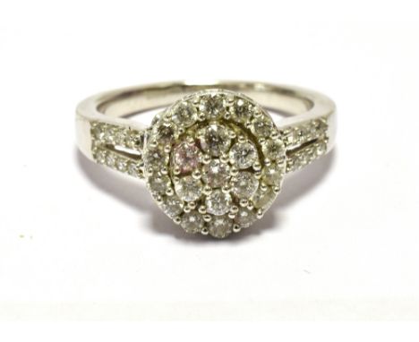 ILIANA 18K DIAMOND HALO RING (WHITE GOLD) Split row diamond shoulders, ring size O 1/2, Weight 6.9g approx