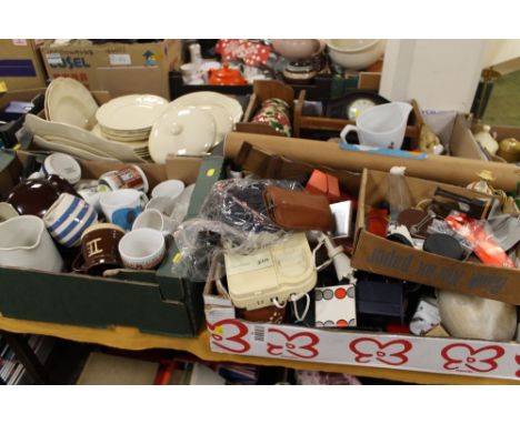 FOUR TRAYS OF ASSORTED CERAMICS AND HOUSEHOLD ITEMS TO INCLUDE A MANTEL CLOCK, WADE VASE ETC.