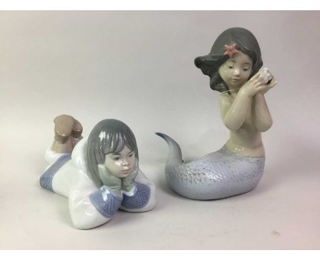 COLLECTION OF NAO FIGURES, including flamenco dancers, mermaid, clowns and childrenthe tallest 25cm highQty: 14