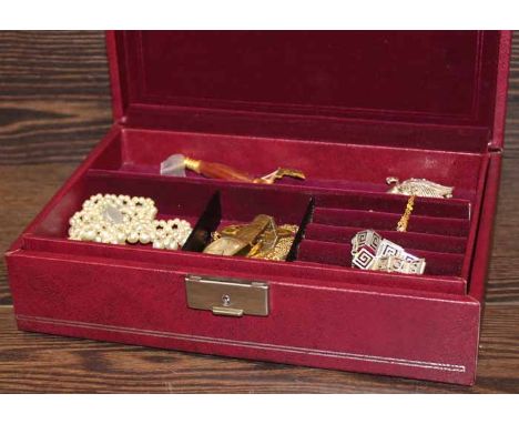 GOOD COLLECTION OF COSTUME JEWELLERY IN A VINTAGE JEWELLERY BOX
including sterling silver, a rotary watch, rolled gold locket