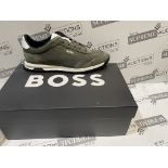 BRAND NEW PAIR OF BOSS DARK GREEN ZAYNE LOWP NYSD TRAINERS SIZE 7 INSL-1
