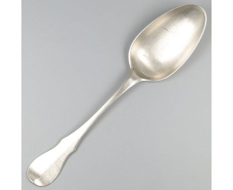 Silver dinner spoon, Ferdinandus van der Straete, Ghent 1776. Beautiful fiddle model with slight center ridge. Belgium, Ghent