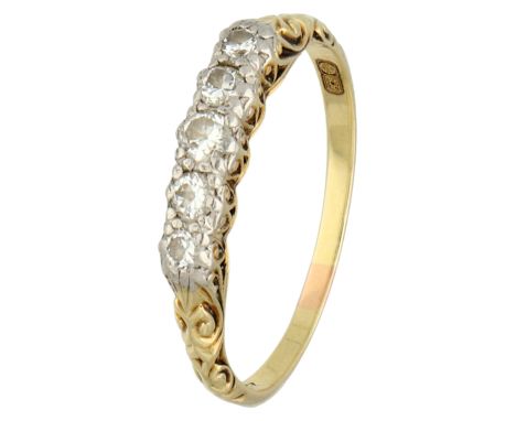 14K Yellow gold demi-alliance ring with approx. 0.19 ct diamond. Set with five brilliant cut diamonds of approx. 0.19 ct in t