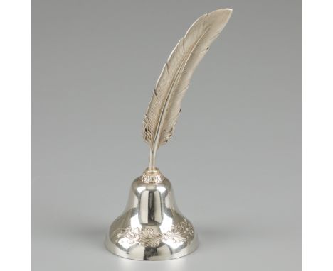 Table bell silver. With engraved decoration and feather-shaped handle. Spain, approx. 1950, hallmarks: David star content hal