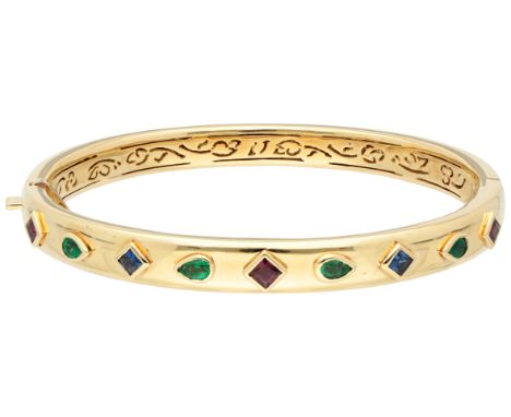18K Yellow gold bangle bracelet with ruby, emerald and sapphire. Set with square and drop cut ruby (approx 2.86 x 2.86 mm), e