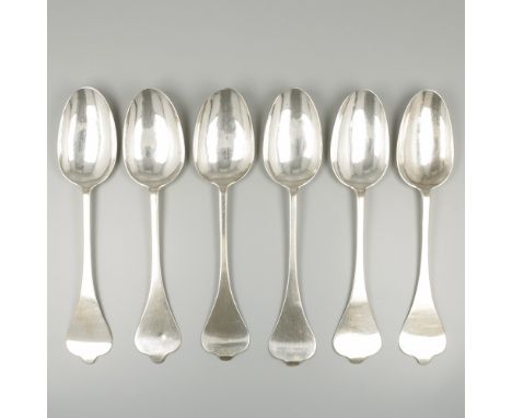 Silver set of dinner spoons (6), Onno R. Joling, Winschoten 1807-1811. Beautiful complete set with accolade stem end. The Net