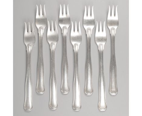 Georg Jensen 8-piece set oyster forks, model Old Danish, silver. Model 'Old Danish', designed by Harald Nielsen in 1947. The 