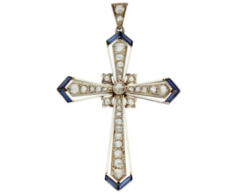 18K White gold cross pendant with rose cut diamond. Set with 32 rose cut diamonds, of which a central diamond approx. Ø 3.23 