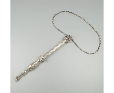Jewish jat, silver. Beautifully executed model with repoussé flower decoration, pilaster-shaped stem and equipped with a carr