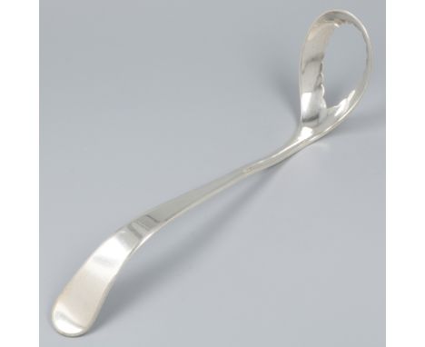 Egg spoon silver. "Hollands Glad". Netherlands, Utrecht, C.J. Begeer, 1907, hallmarks: lion, Minerva, maker's mark, X. Inscri