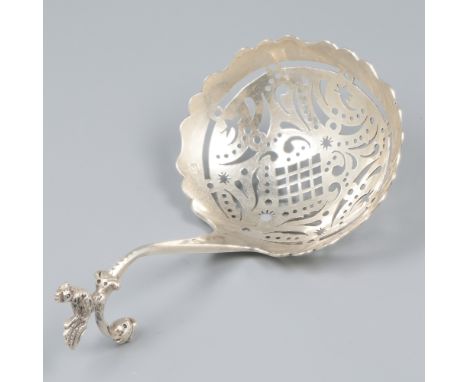 Silver sifter spoon. Model after 18th century example. Equipped with a stylized rooster and openwork bowl. The Netherlands, S