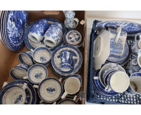Booths 'Real Old Willow' pattern tea service pair of Maling Cetem ware Willow pattern vases, and a quantity of other blue &am